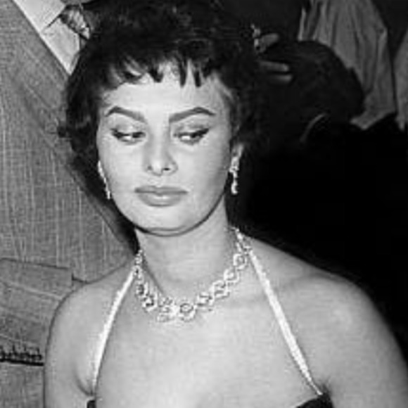 Meet the Posher Other - Meet your Posher, Jennifer